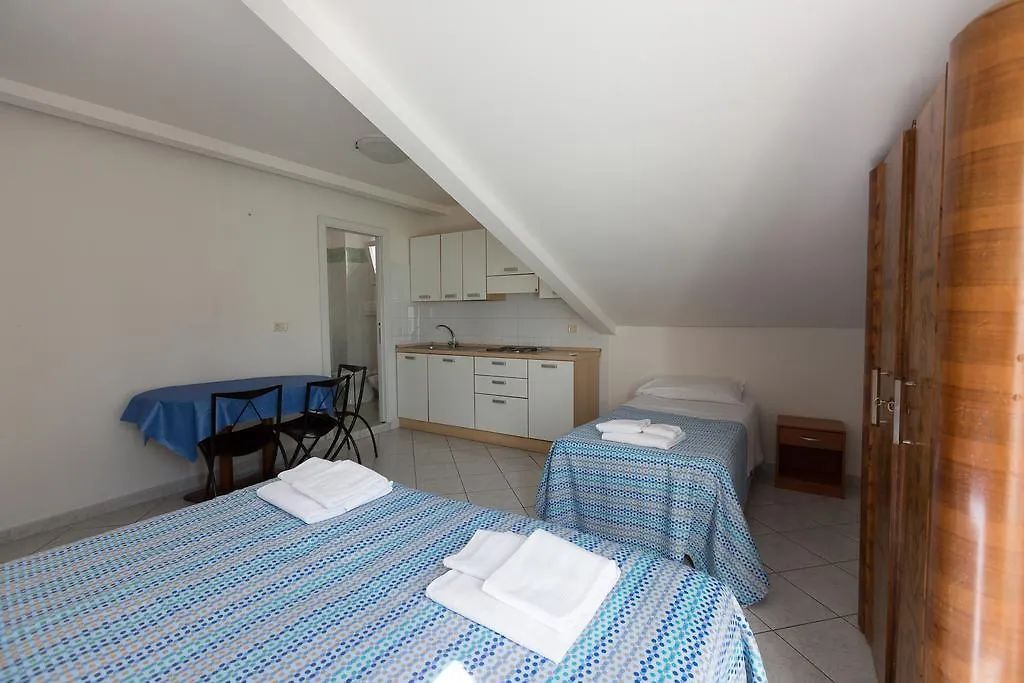 Hotel Ginevra Cattolica Italy