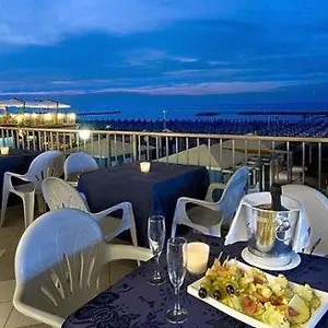 4* Hotel Caravelle
