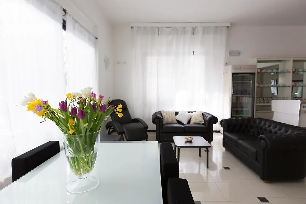 Hotel Ginevra Cattolica