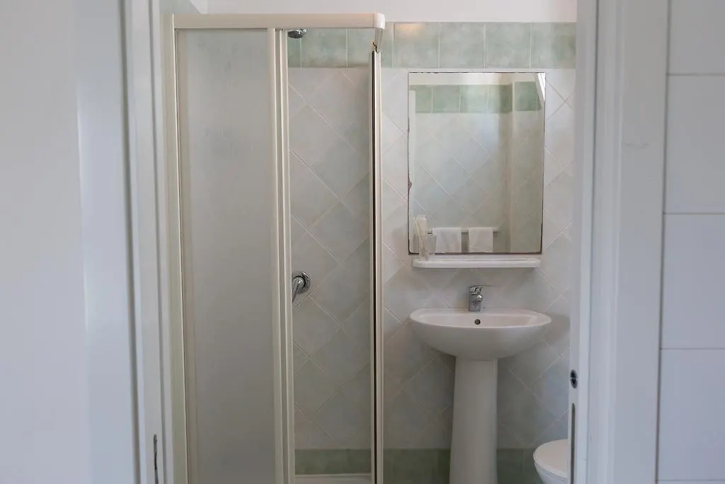 Hotel Ginevra Cattolica 0*,