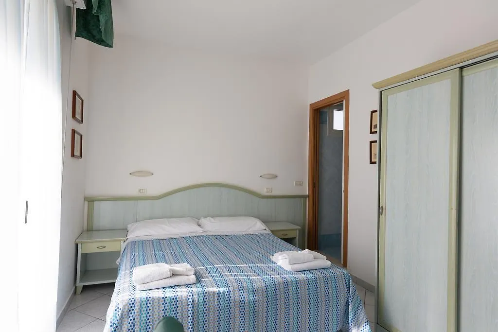 Hotel Ginevra Cattolica 0*,  Italy